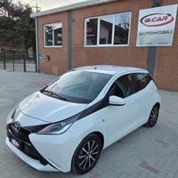 Toyota Aygo 1.0 VVT-i 69 CV 5 porte x-business