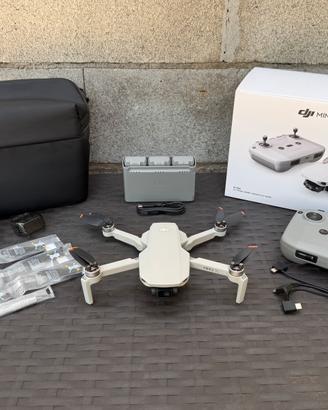 Drone DJI Mini 2 SE - Fly more combo