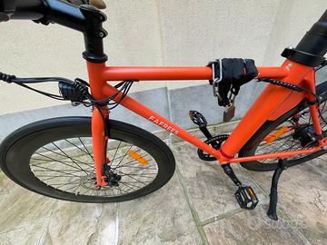 Bicicletta elettrica f12