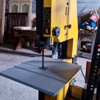 Sega a nastro DeWalt  DW738