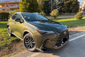 Lexus NX450H+
