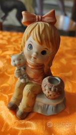 Statuetta vintage in porcellana Homco