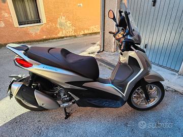 Piaggio Beverly 300 - 2022