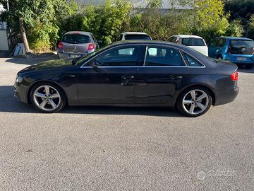Audi a4 s-line  2.0 tdi 2009