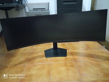 Monitor ultrawide 49 pollici curvo