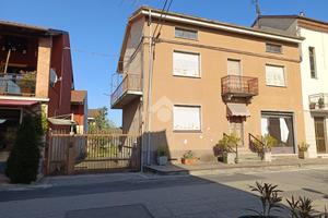CASA SEMINDIPENDENTE A COSTIGLIOLE D'ASTI