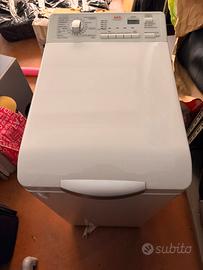 Lavatrice AEG con carica dall’alto