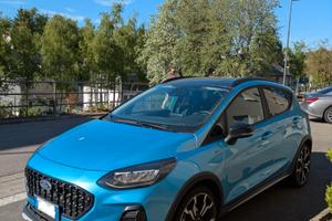 Ford Fiesta Active Mild-Hybrid cambio automatico