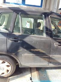 Porta posteriore dx MAZDA 2 del 2004