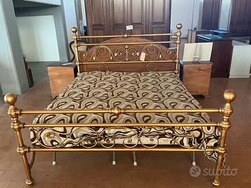 Letto matrimoniale