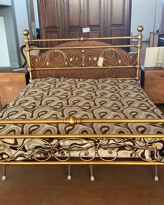 Letto matrimoniale