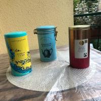 Set di tre barattoli in latta