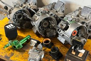 carter am6, carburatore e altri pezzi moto