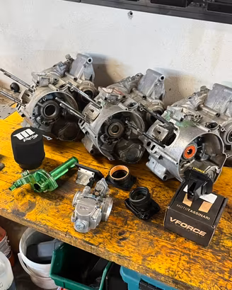 carter am6, carburatore e altri pezzi moto
