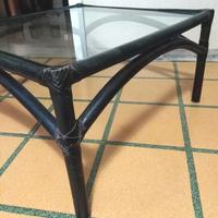 Tavolino da salotto in bambù e vetro