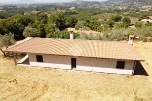 VILLA SINGOLA A MONTASOLA