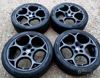 Cerchi e gomme nuove 21 ORIGINALI alfa romeo
