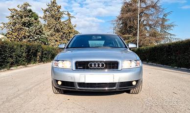 Audi A4 3.0 V6 30V cat quattro
