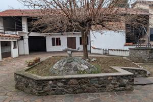 Casa con cortile interno