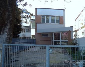 Intera palazzina ad uso uffici