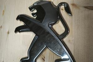Peugeot stemma logo leone Peugeot 