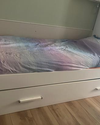 Letto singolo con letto apribile