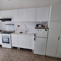 Cucina 3,95 metri, forno e piano cottura inclusi