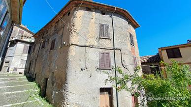 CASA INDIPENDENTE A MOROLO
