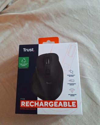 Mouse Trust wireless ricaricabile linee convesse 