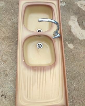 Lavello cucina in ceramica colore champagne