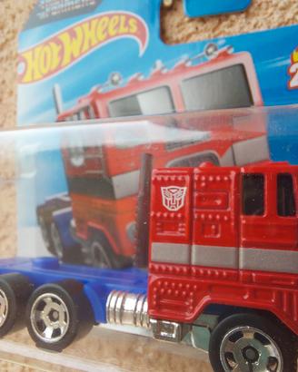 Hotwheels Optimus Prime Transformers 