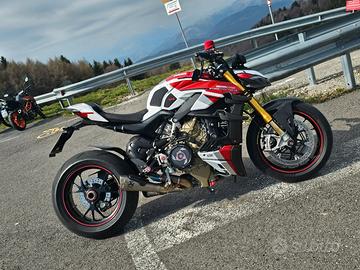 DUCATI STREETFIGHTER V4 S