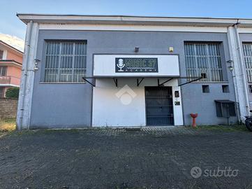 CAPANNONE A ROMENTINO