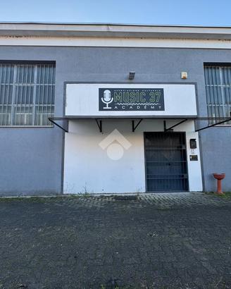 CAPANNONE A ROMENTINO