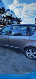 RENAULT SCENIC XMOD DCI 2012 - PORTA POSTERIORE SI