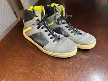 Scarpe Victory taglia 44