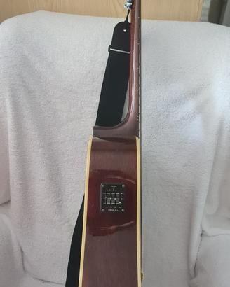 Chitarra acustica elettrificata Cort MR600E con cu