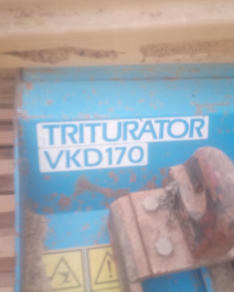 Trincia nobili vkd170 a martelli con spostamento