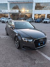 Audi A3 g-tron S-tronic ACC Pelle CarPlay