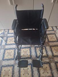 Sedia a rotelle NUOVA