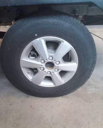 Pneumatici Continental 225/75 R16C 121/120R