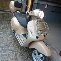 Vespa Gts 300
