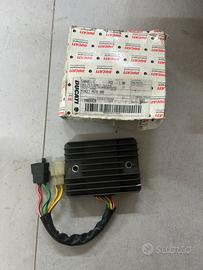 Regolatore tensione  ducati