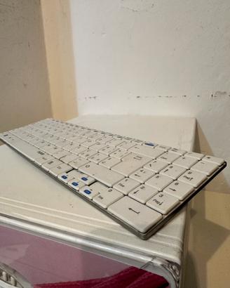 Tastiera pc bluetooth