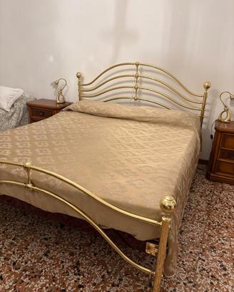 Letto in ottone