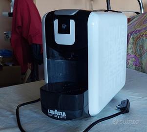 Macchina caffe Lavazza espreso point