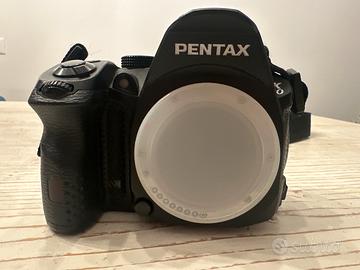 Reflex Pentax K30 + obiettivo 18-55mm