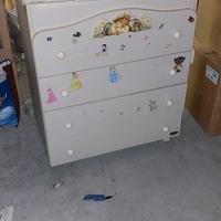 fasciatoio con cassettiera  e vasca bagnetto