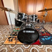 Yamaha Rydeen black