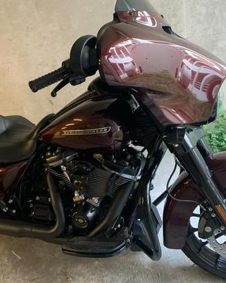 Harley Davidson Street glide